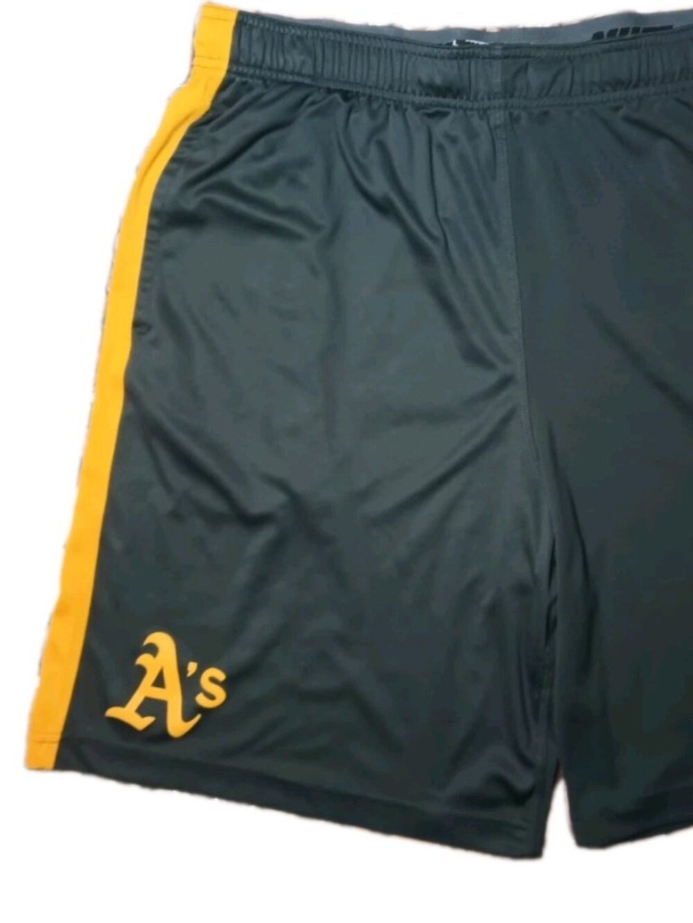 Nike Oakland A’s Shorts Men's Large Green Athletics Dri-Fit Pockets MLB Baseball